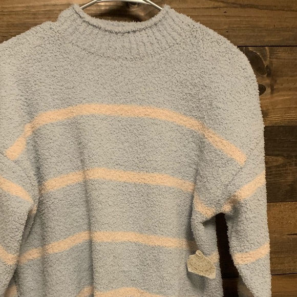 Altar’d State Blue Silver Sweater - Picture 1 of 4